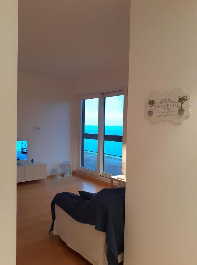 Attico Suite Spiaggia Бари Экстерьер фото
