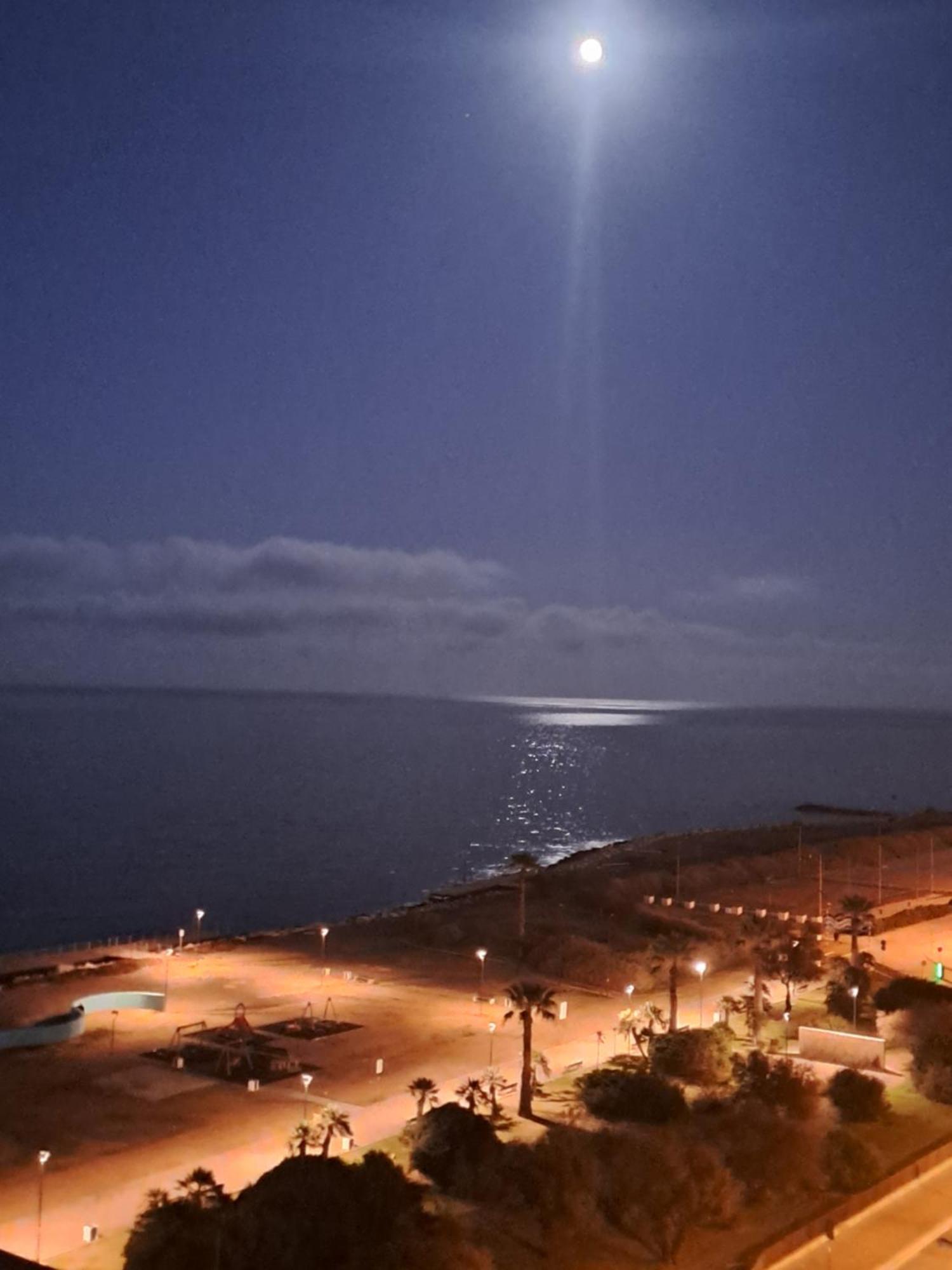 Attico Suite Spiaggia Бари Экстерьер фото